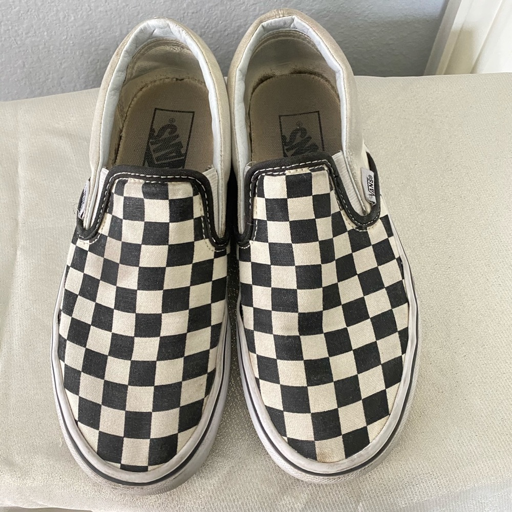 Checkers slip on shoes from Vans